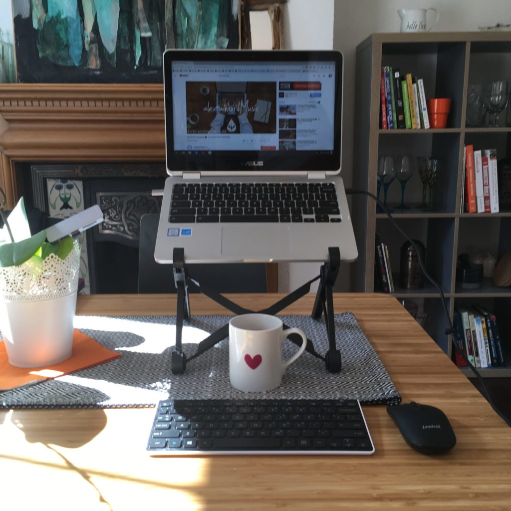 Freelance writers have learned to use equipment like laptop stands to work from home