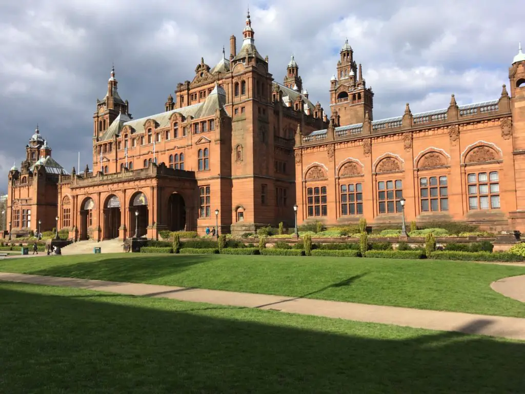 Kelvingrove-art-museum-in-Glasgow
